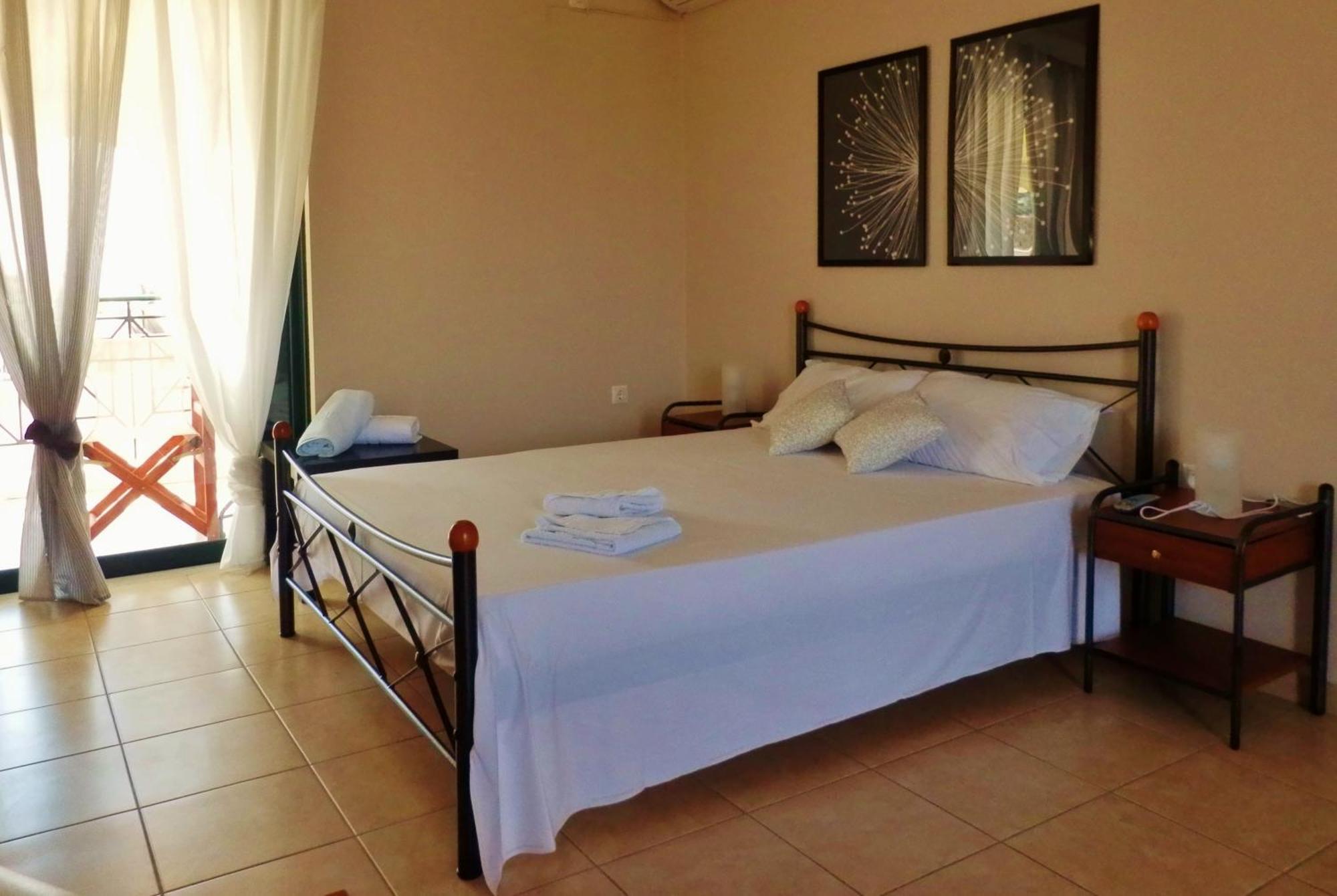 Sagini Boutique Hotel Лутра-Эдипсу Номер фото