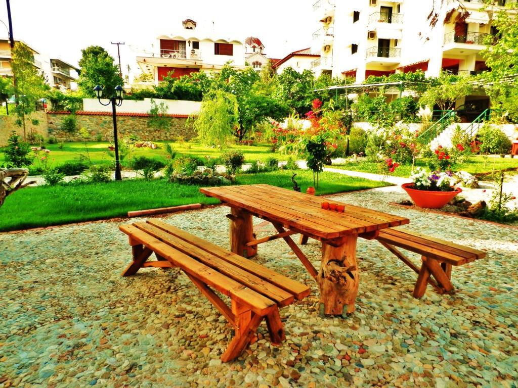Sagini Boutique Hotel Лутра-Эдипсу Экстерьер фото